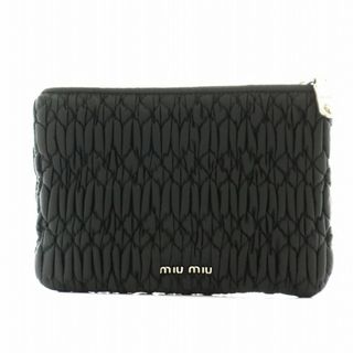 MIU MIU（ポーチ ・ ブラック/黒色系）のフリマアイテム一覧