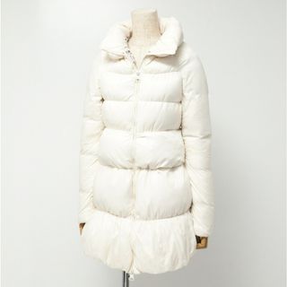 ERMANNO SCHERVINO（ダウンコート）のフリマアイテム一覧