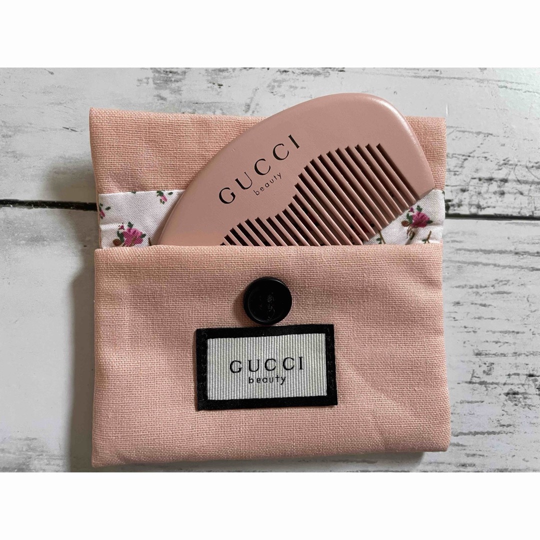 GUCCI - GUCCI ビューティー海外限定ノベルティ コーム&ポーチ2点