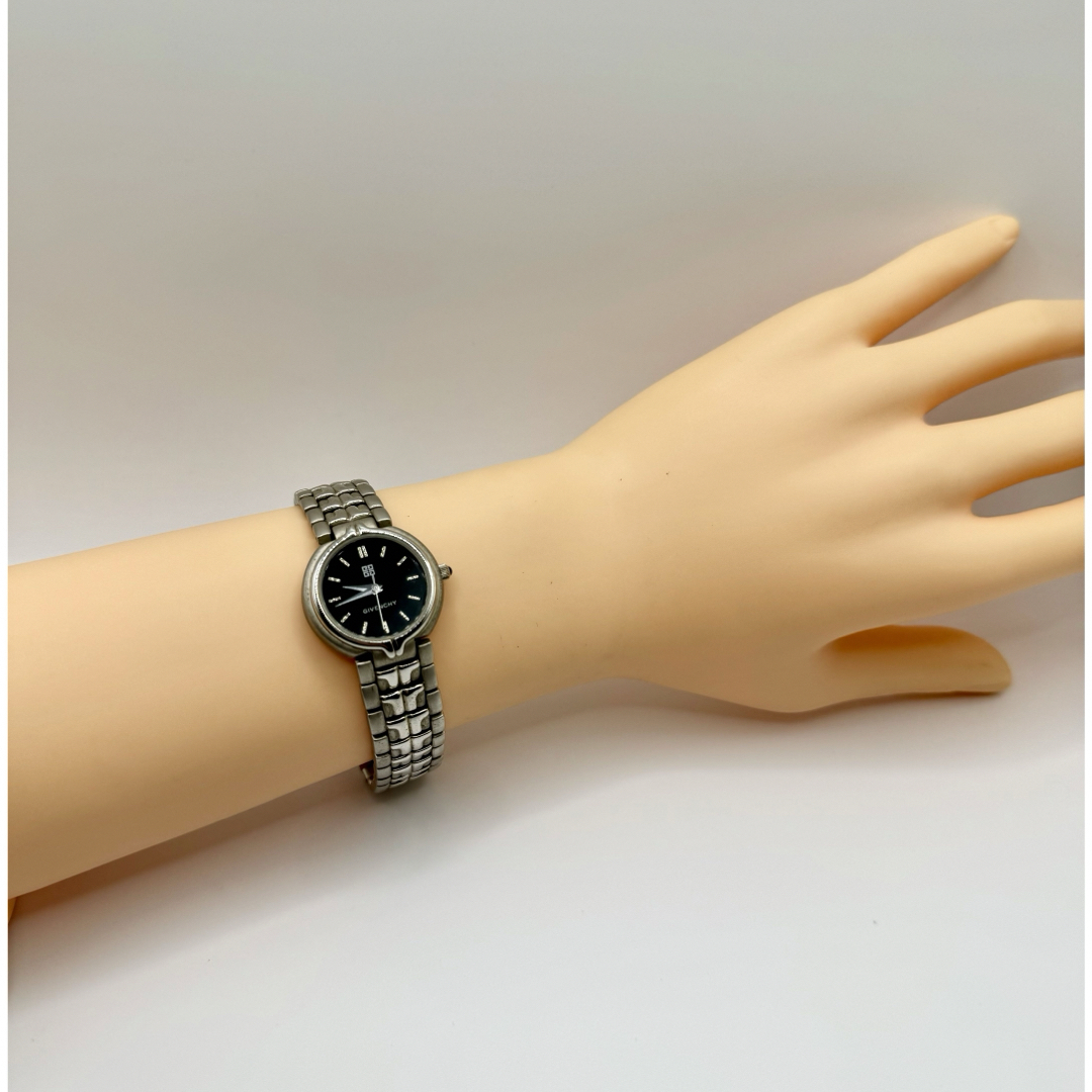 GIVENCHY - GIVENCHY ジバンシイ QZ SP.019.XV黒文字盤 レディース