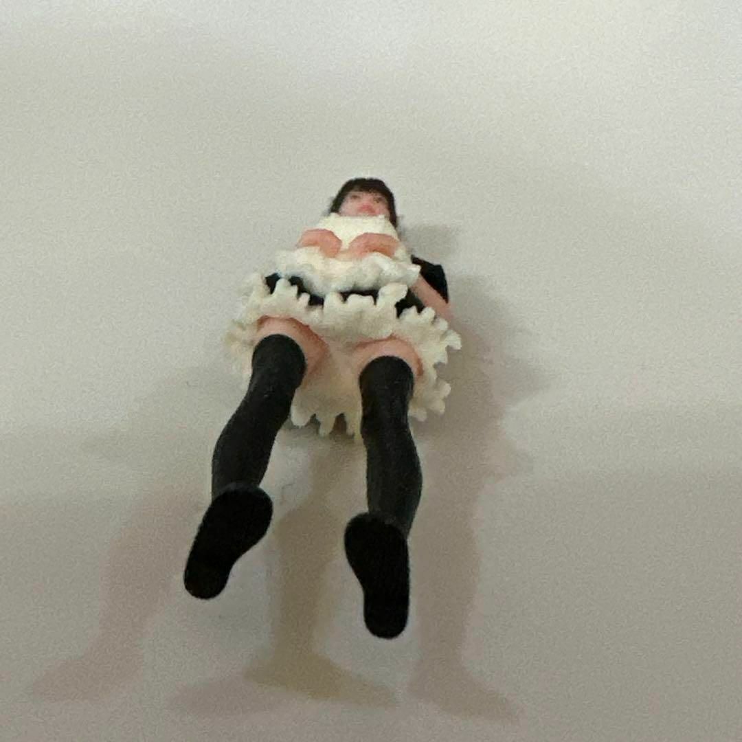 1/35 オーシャンコスモス メイド フィギュア 1/64より大 ミニカーにの