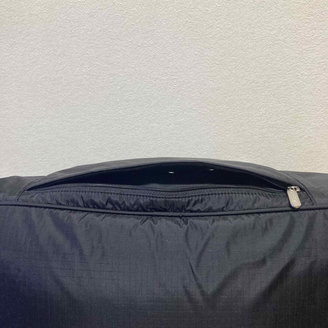 LeSportsac - 《希少廃盤極美品》レスポートサック アビーキャリーオン