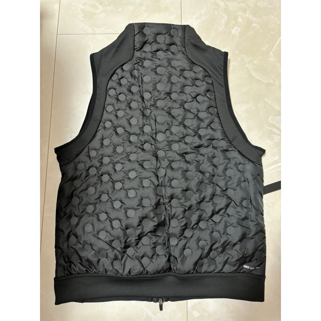 NIKE - NIKE ランニングベスト 新品未使用タグ付き エアロロフトの通販