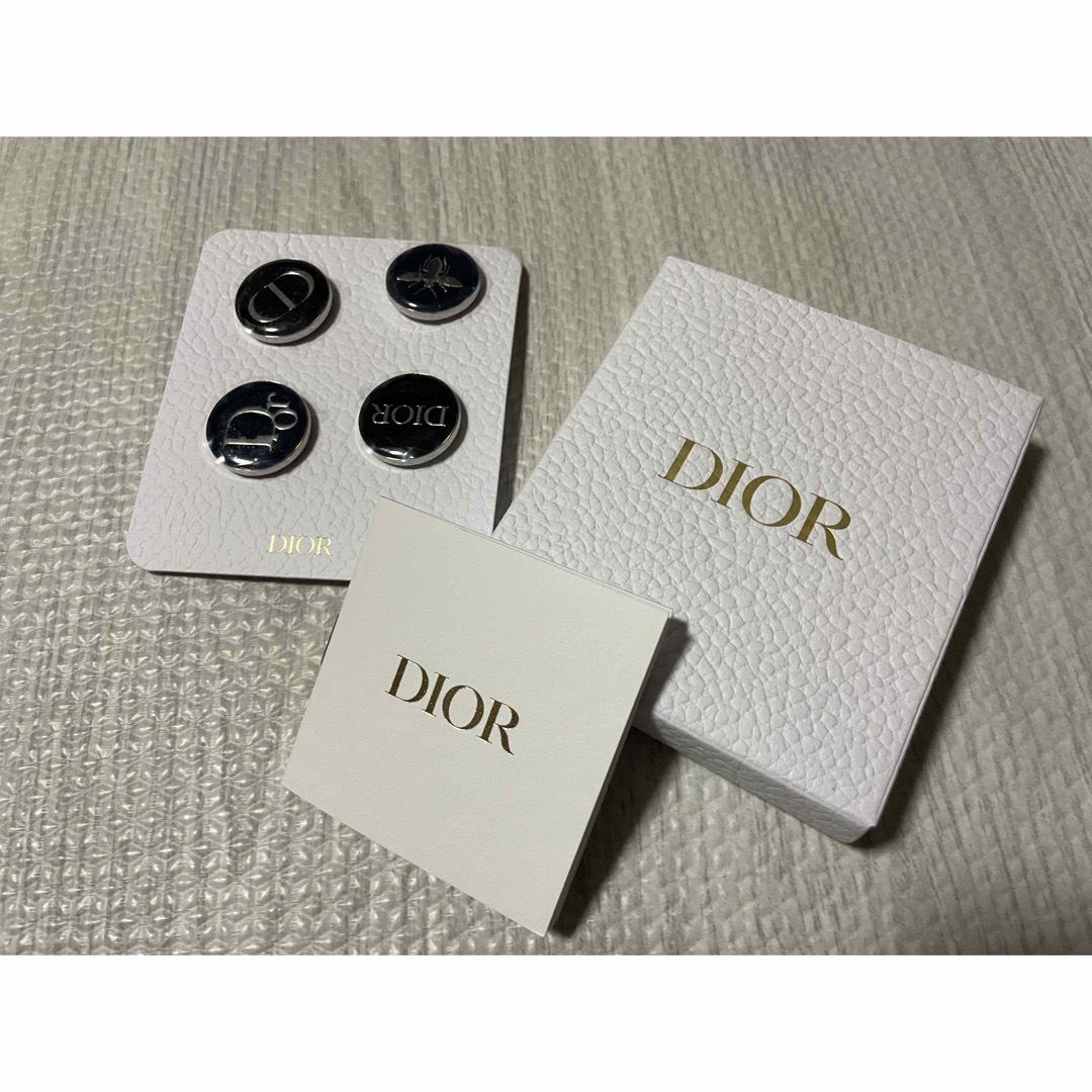 Dior - のび様専用 Dior ピンブローチ ピンバッジの通販 by なぎさ's