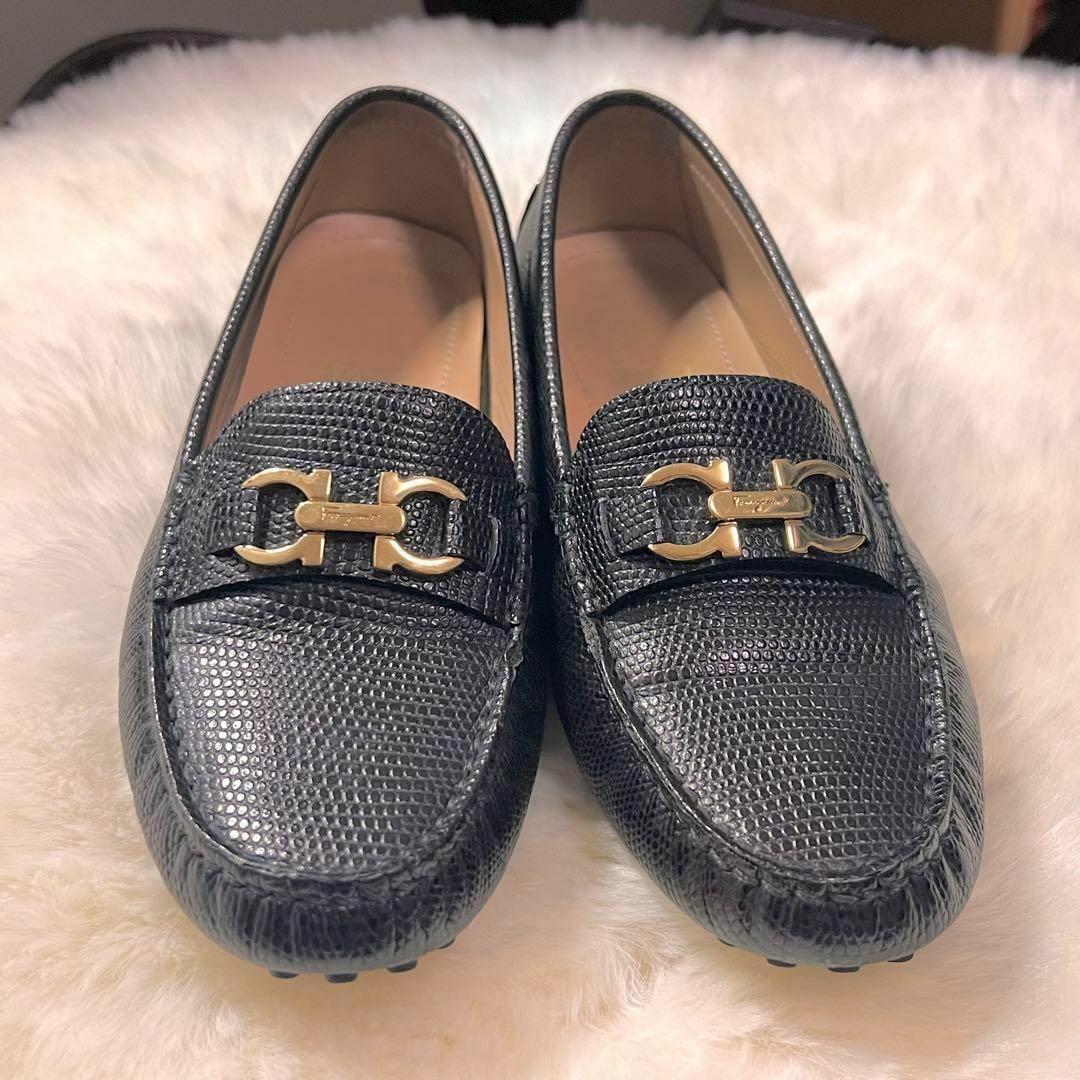 FERRAGAMO - 美品 フェラガモ ローファー 5M（約22.0cm） リザード
