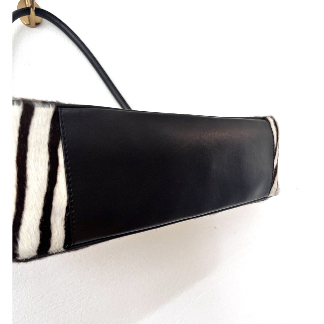 PRADA - PRADA ハラコ ショルダーバッグ ゼブラ柄の通販 by Maggie's