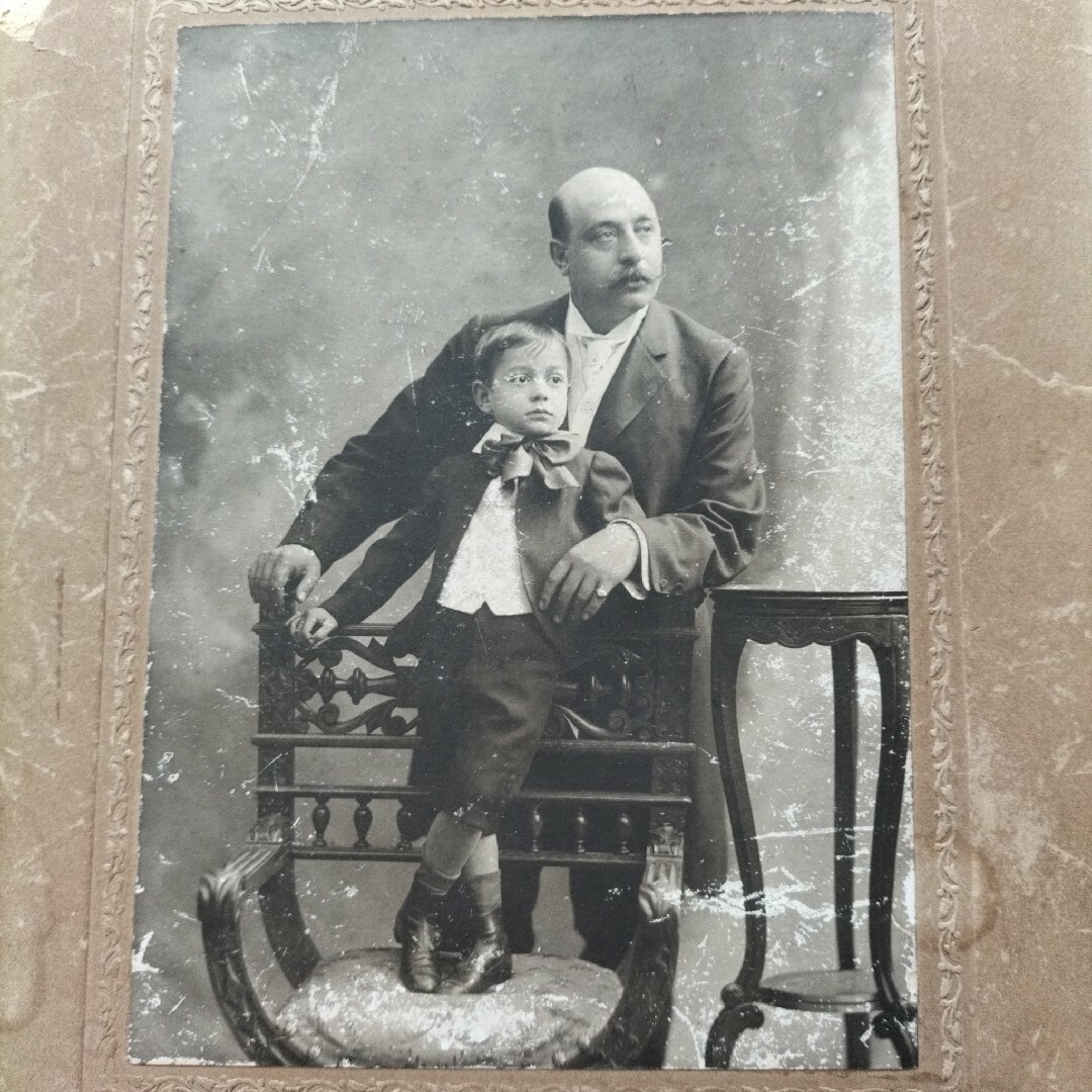 イタリアのアンティーク 肖像写真 (1890年代後半～1900年代初頭？)