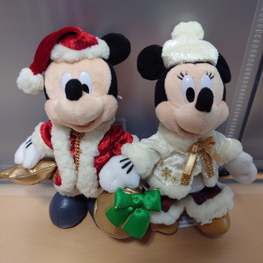 Disney - 東京ﾃﾞｨｽﾞﾆｰ ｸﾘｽﾏｽ2022 ミッキー&ミニーぬいぐるみバッジ【2