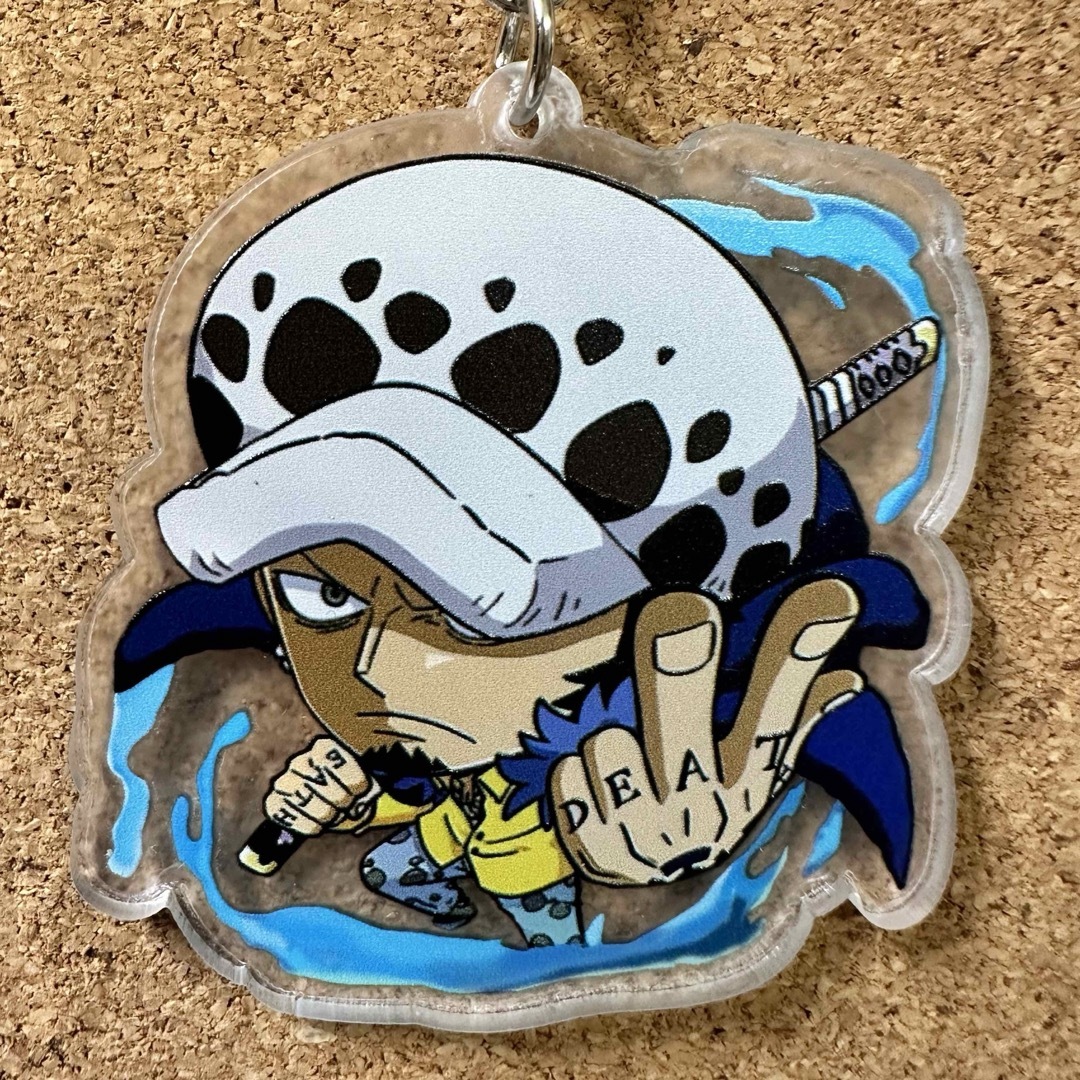 ONE PIECE】トラファルガー・ロー(デフォメver)【アクキー 】の通販 by