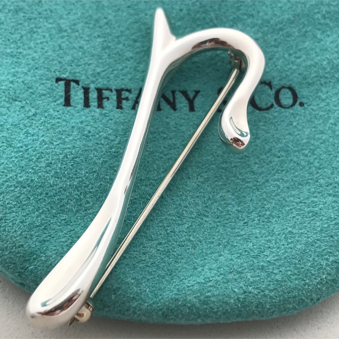 TIFFANY シルバー ブローチ イニシャルF