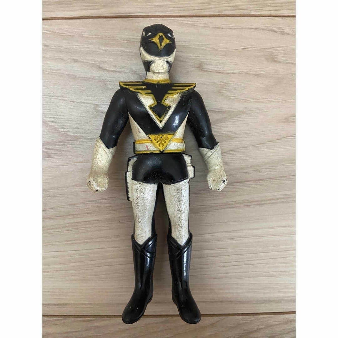 鳥人戦隊ジェットマン 赤黒白3体セットの通販 by エビヨン書店｜ラクマ