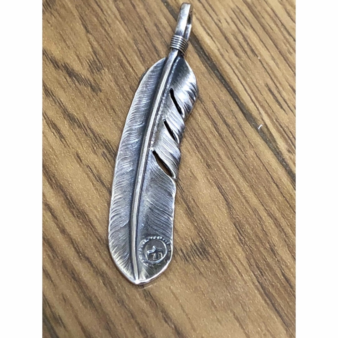 goro's - goro's上金ハート金メタル付き特大フェザー右向き(タタキ有