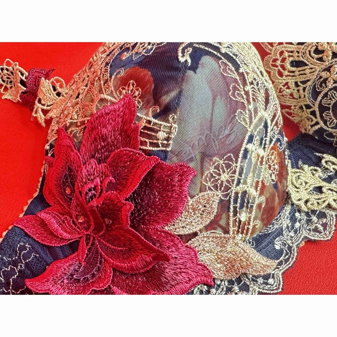 サルート 90グループ オペラ座の怪人 D75&ソングM KO ロゴ付き