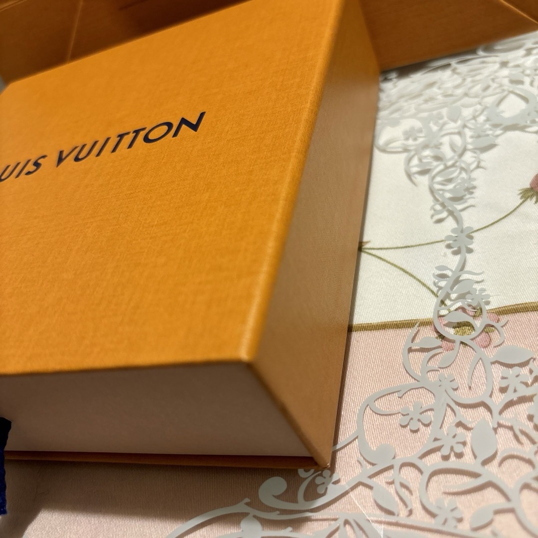 LOUIS VUITTON - ルイヴィトン プレゼントBOXsetの通販 by Train