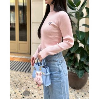 MAISON KITSUNE'（ニット/セーター ・ ピンク/桃色系）のフリマ