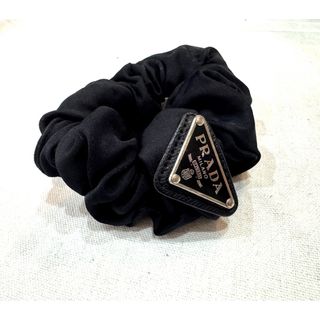 PRADA（ヘアゴム/シュシュ）のフリマアイテム一覧