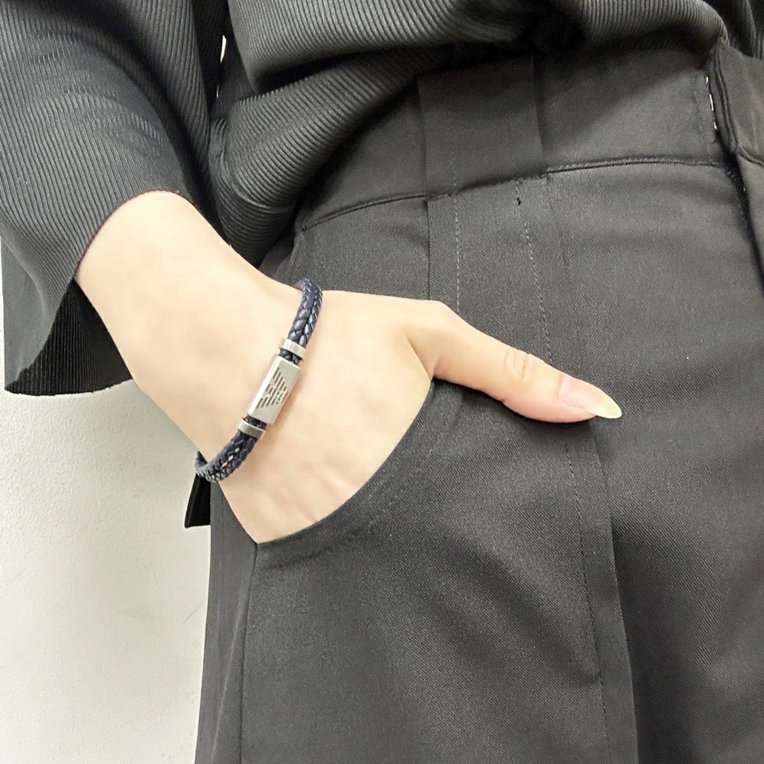 EMPORIO ARMANI - エンポリオアルマーニ レザーブレスレット ネイビー
