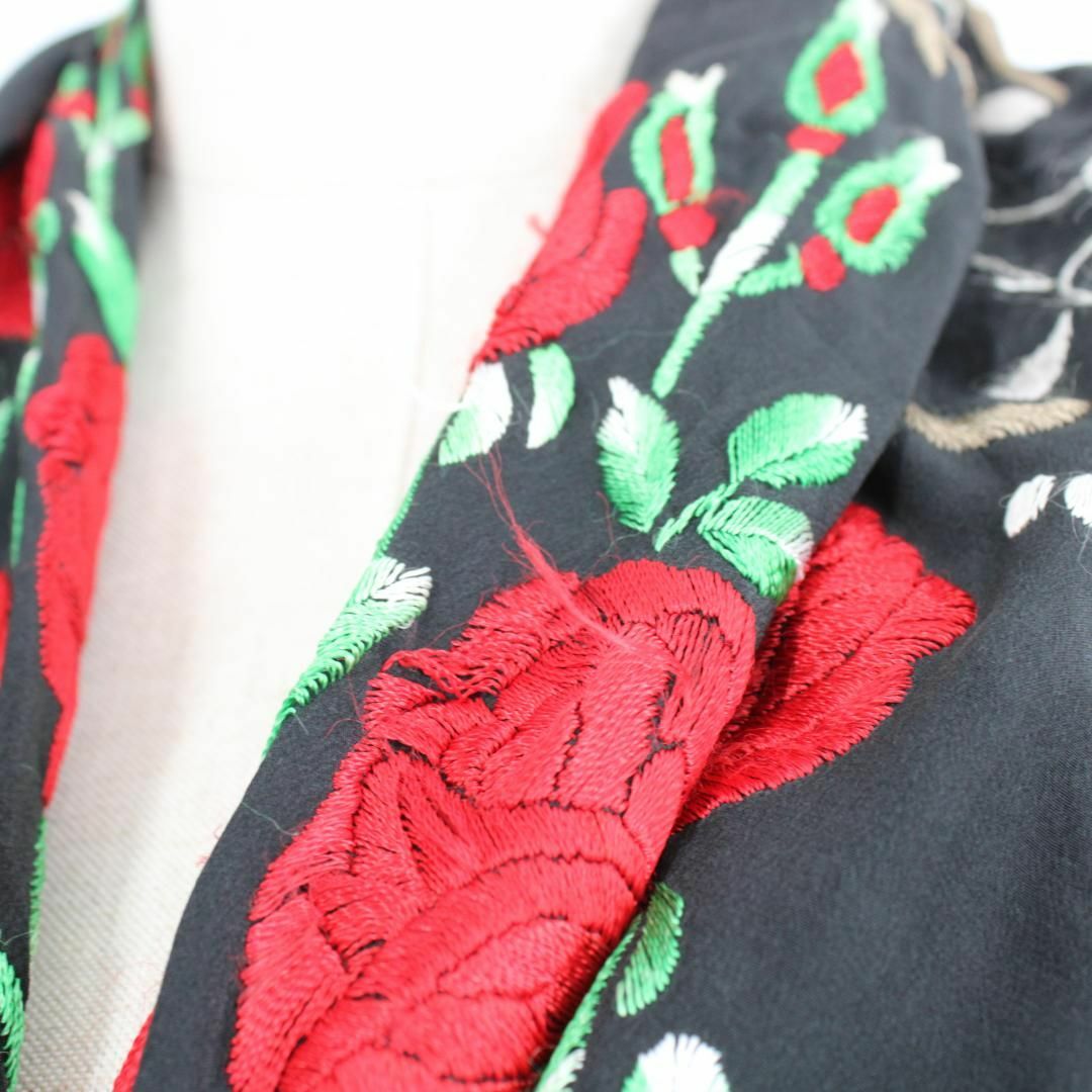 美品 フラメンコ衣装】ブラック マントン シージョ 黒 薔薇 刺繍 花柄