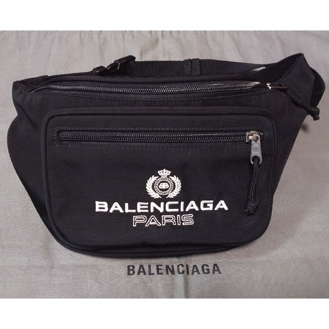 BALENCIAGA - バレンシアガ ボディバッグ エクスプローラー ロゴ刺繍