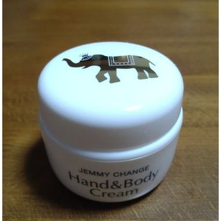 クリスタルジェミー（ハンドクリーム）のフリマアイテム一覧