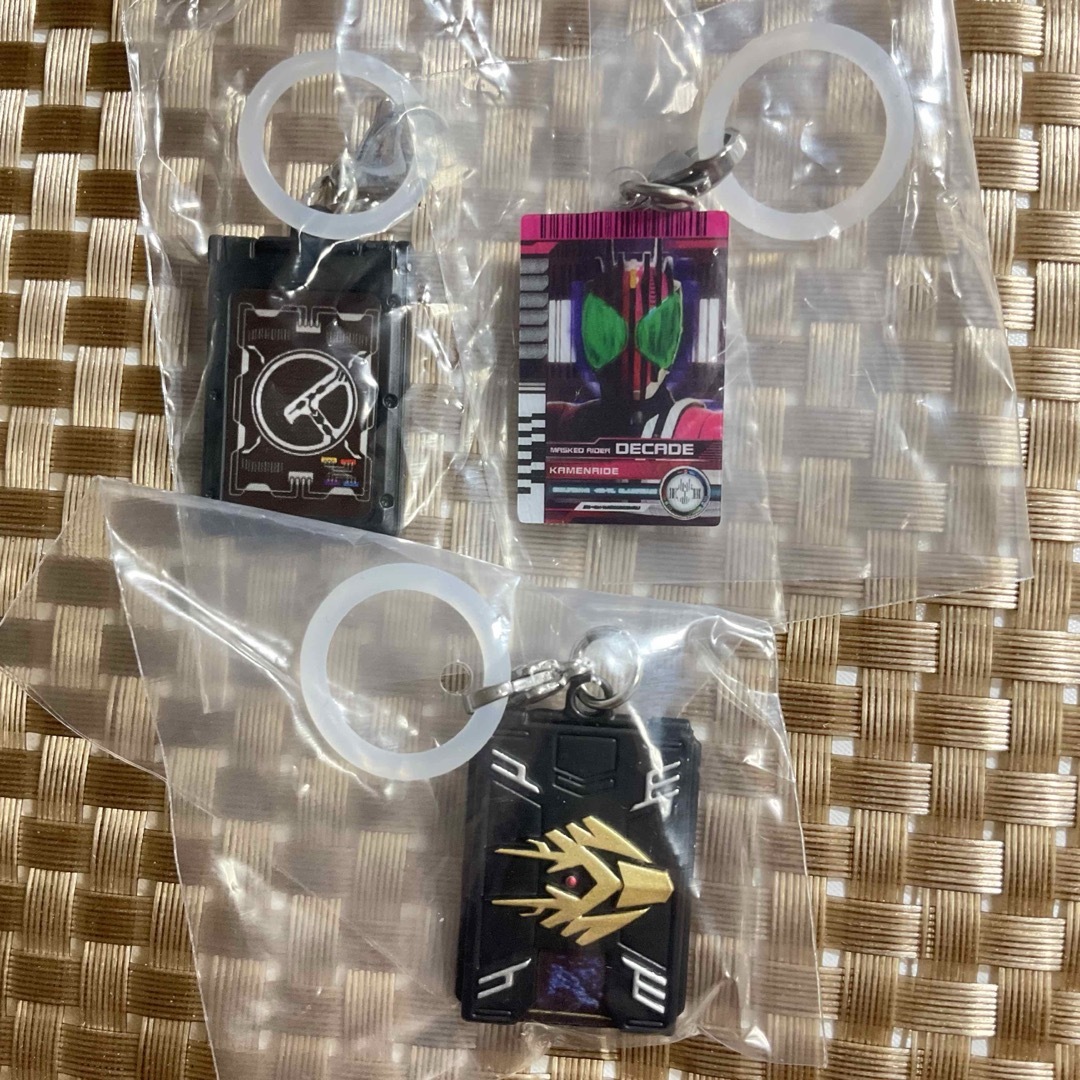 8種コンプ]仮面ライダーシリーズ めじるしアクセサリー ガチャの通販