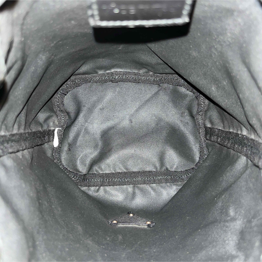 PRADA - プラダ 三角ロゴ 巾着ミニポーチ メイクポーチ 小物入れ 黒