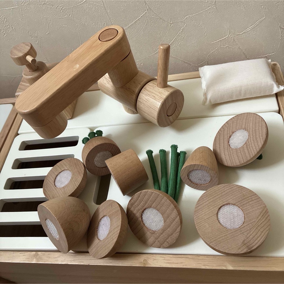 MUJI (無印良品) - 無印良品 ままごと 木製 キッチン シンク おもちゃ