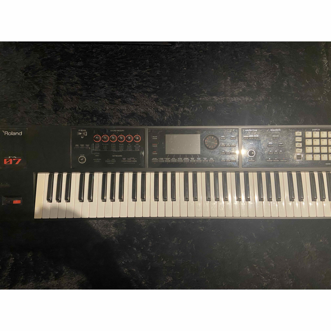 ROLAND ( ローランド ) FA-07 76鍵キーボードシンセサイザー