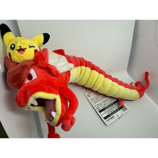 ポケモン - ポケセン 広島 ぬいぐるみ 赤いギャラドスとピカチュウ