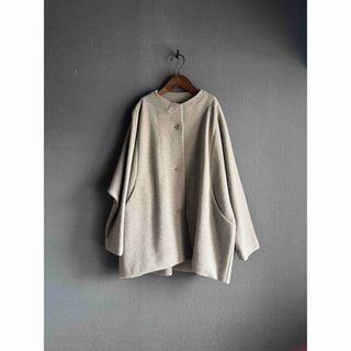 evam eva（ノーカラージャケット）のフリマアイテム一覧