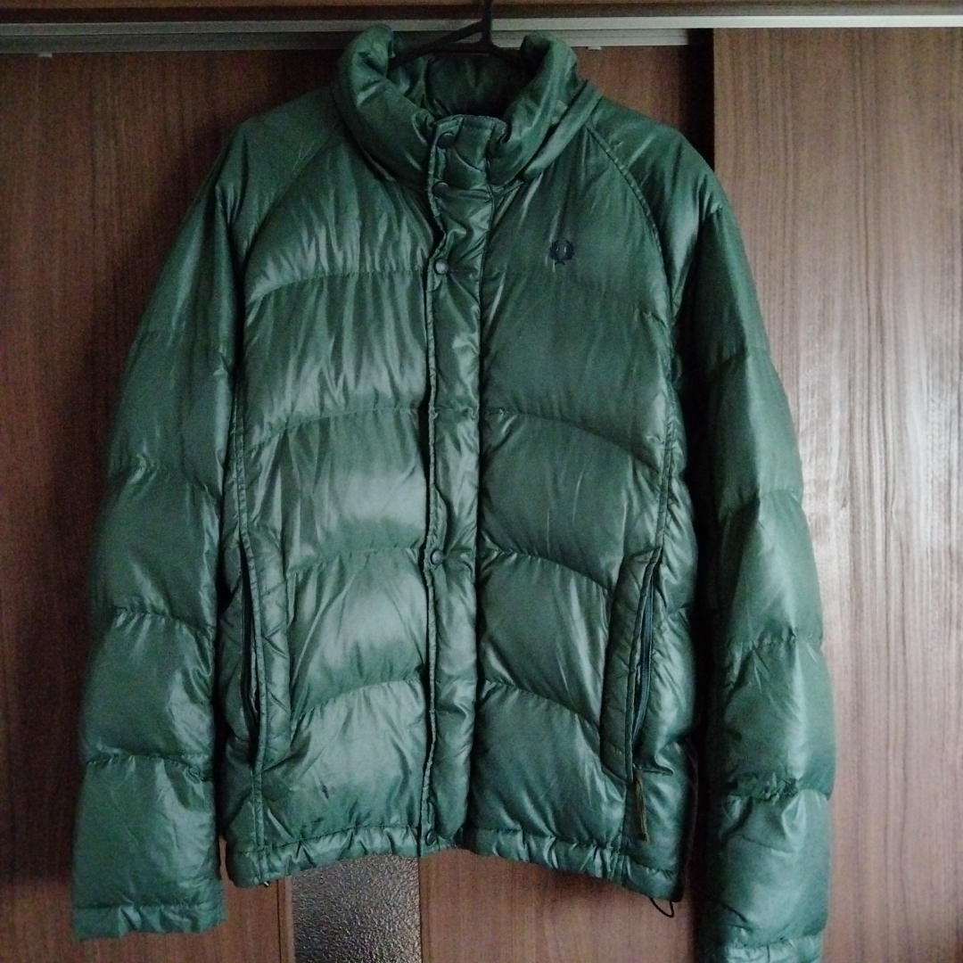 FRED PERRY - メンズ フレッドペリー ダウンジャケット ダークグリーン