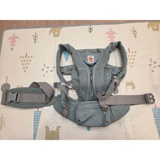 Ergobaby（グリーン・カーキ/緑色系）の中古フリマアイテム一覧