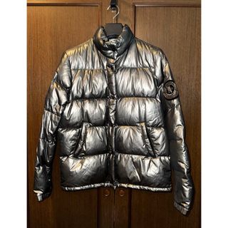 MONCLER（メタル ・ ダウンジャケット）のフリマアイテム一覧
