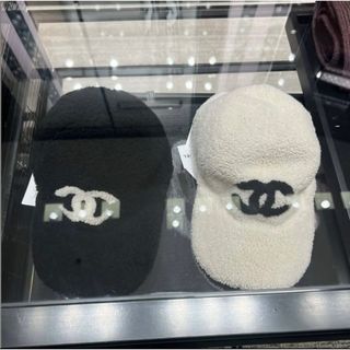 CHANEL - レア！CHNEL ボアキャップ 黒の通販 by magnet88jp's shop