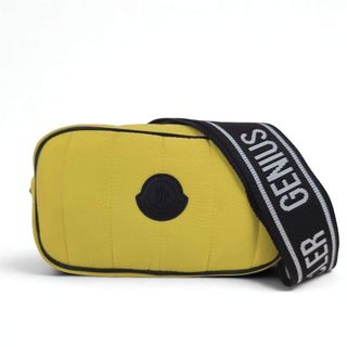 MONCLER（ショルダーバッグ）のフリマアイテム一覧