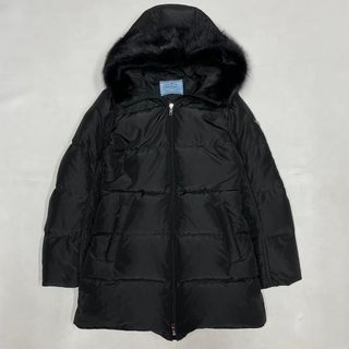PRADA（ダウンジャケット）のフリマアイテム一覧