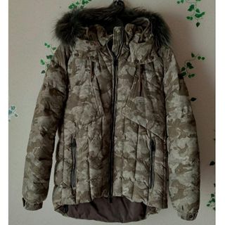 TATRAS（カモフラージュ ・ ダウンコート）のフリマアイテム一覧