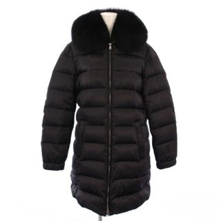 PRADA（ファー ・ ダウンコート）のフリマアイテム一覧