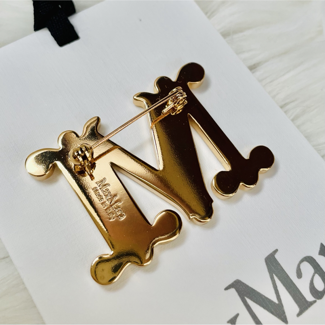 Max Mara - 【新品未使用】Max Mara バス クリスタル ブローチの通販