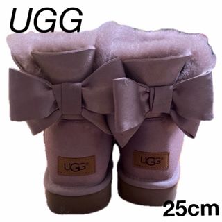 UGG（ブーツ ・ ピンク/桃色系）のフリマアイテム一覧