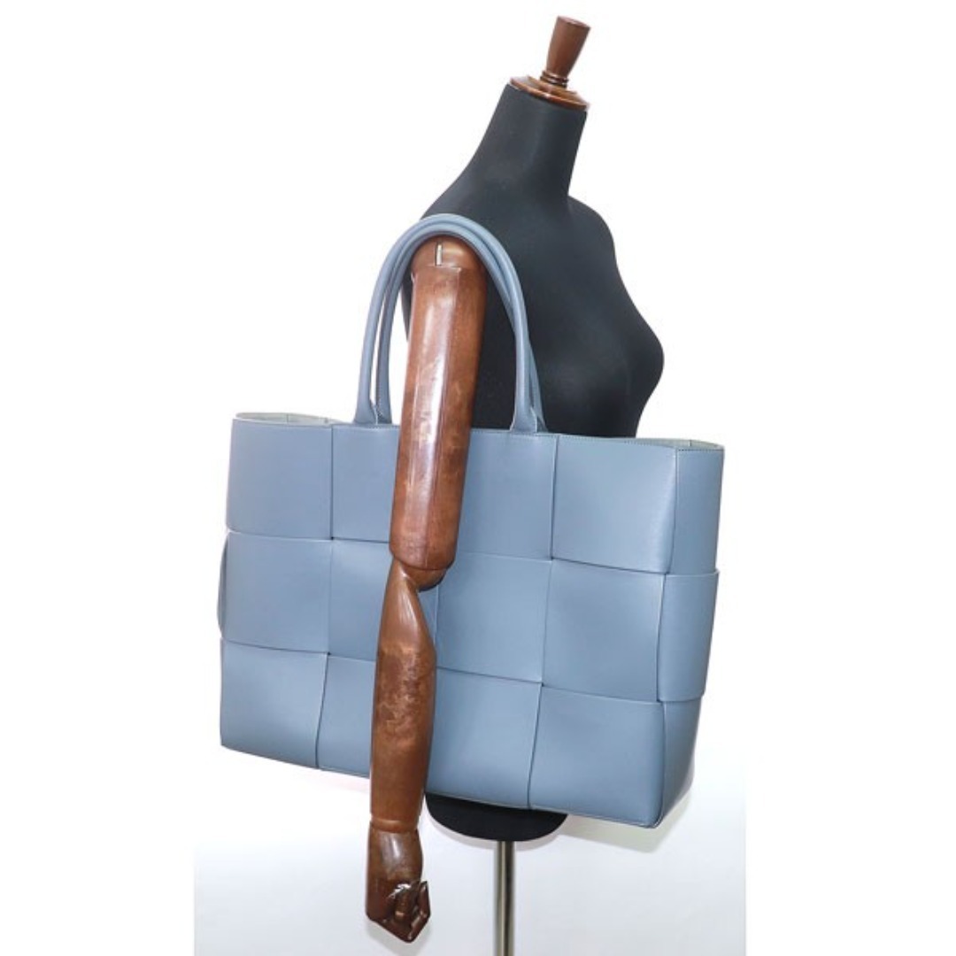 BOTTEGA VENETA - 【美品】ボッテガヴェネタ【BOTTEGA VENETA】ラージ