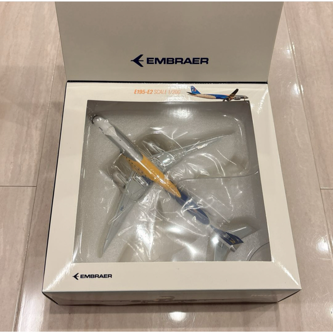 エンブラエル 航空機 E195-E2 飛行機 模型 プラモデル 1/200