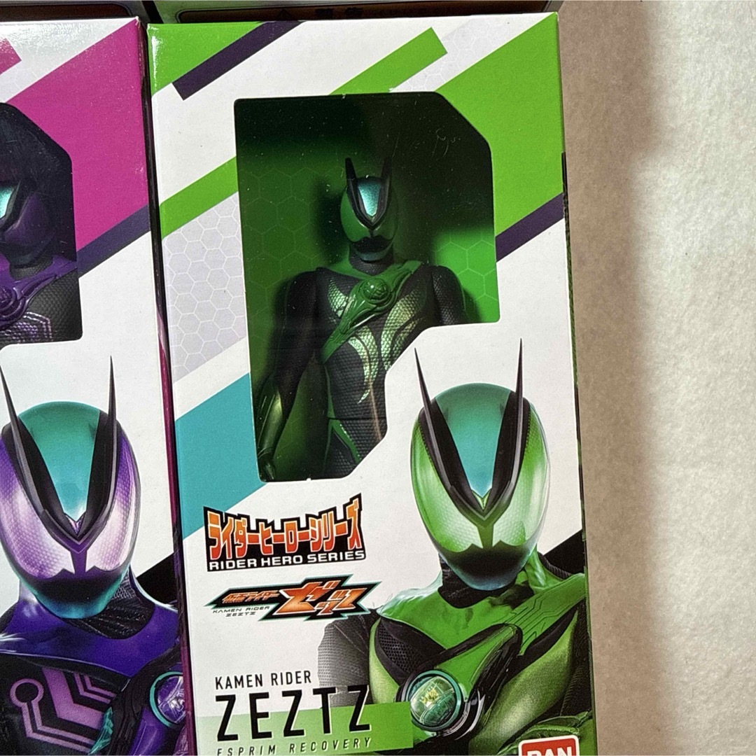 BANDAI - 仮面ライダーゼッツ 重塗装ver. ソフビ 仮面ライダーストア
