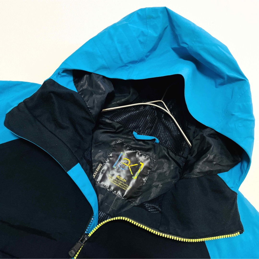 6683 バートン ak ジャケット ゴアテックス 3色切替デザイン スノボ