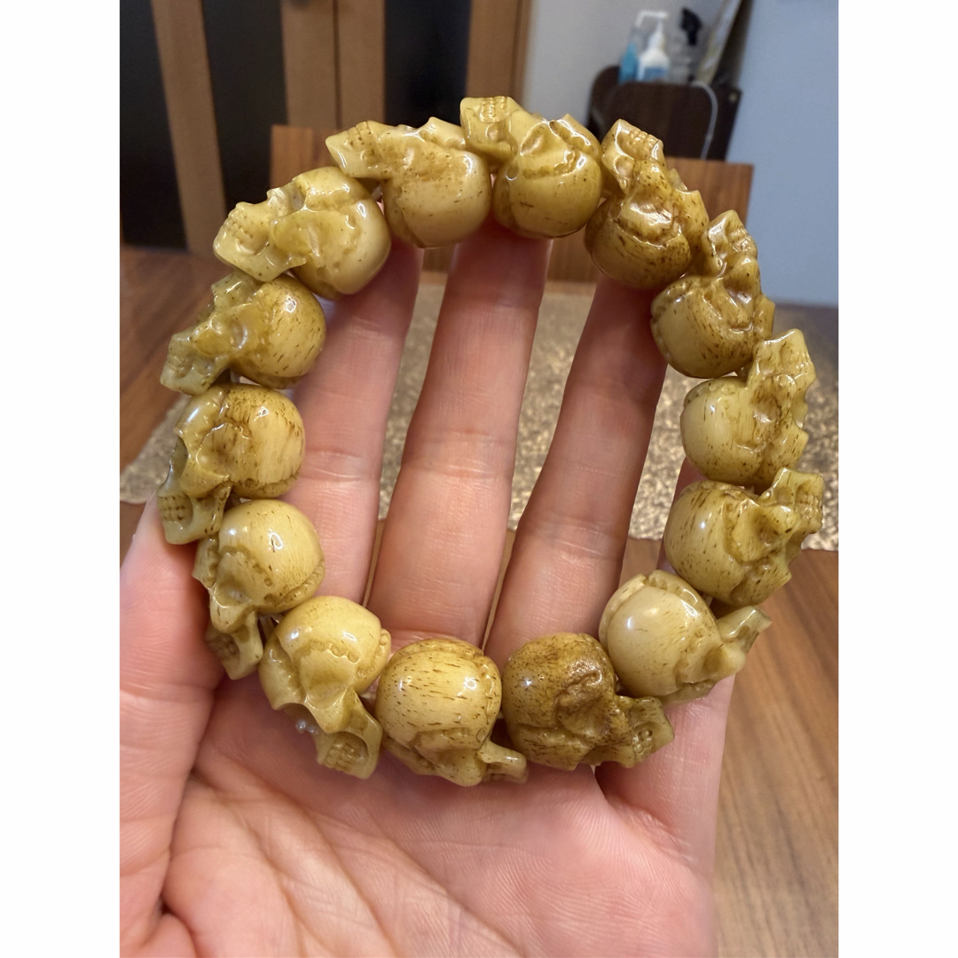 Z-765-2 天然 ラクダ骨 希少ドクロ 髑髏彫り ブレスレット魔除け