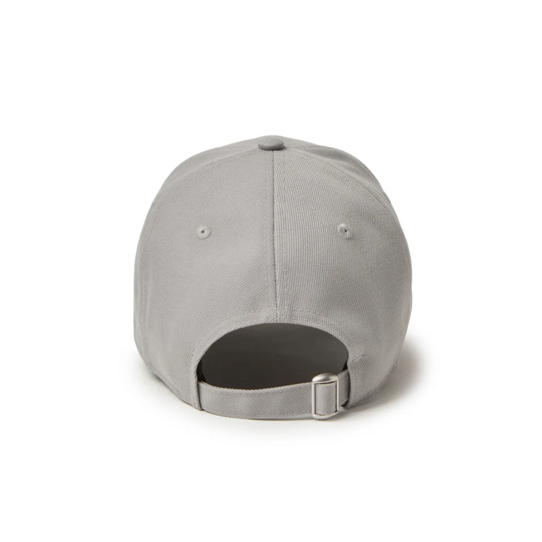 NEW ERA - 9FORTY Rhinestone ラインストーン クラシックロゴ グレーの