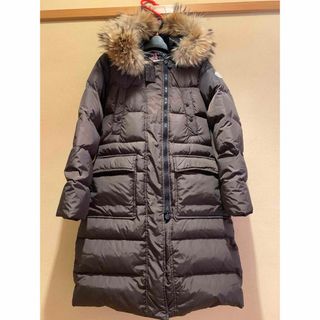 MONCLER（ダウンコート ・ ブラウン/茶色系）のフリマアイテム一覧