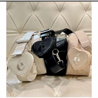 épine（ショルダーバッグ）のフリマアイテム一覧