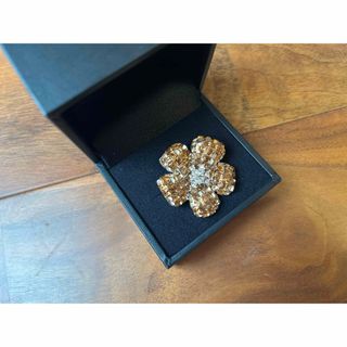 FOXEY（ブローチ/コサージュ）のフリマアイテム一覧