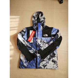 Supreme（マウンテンパーカー）のフリマアイテム一覧